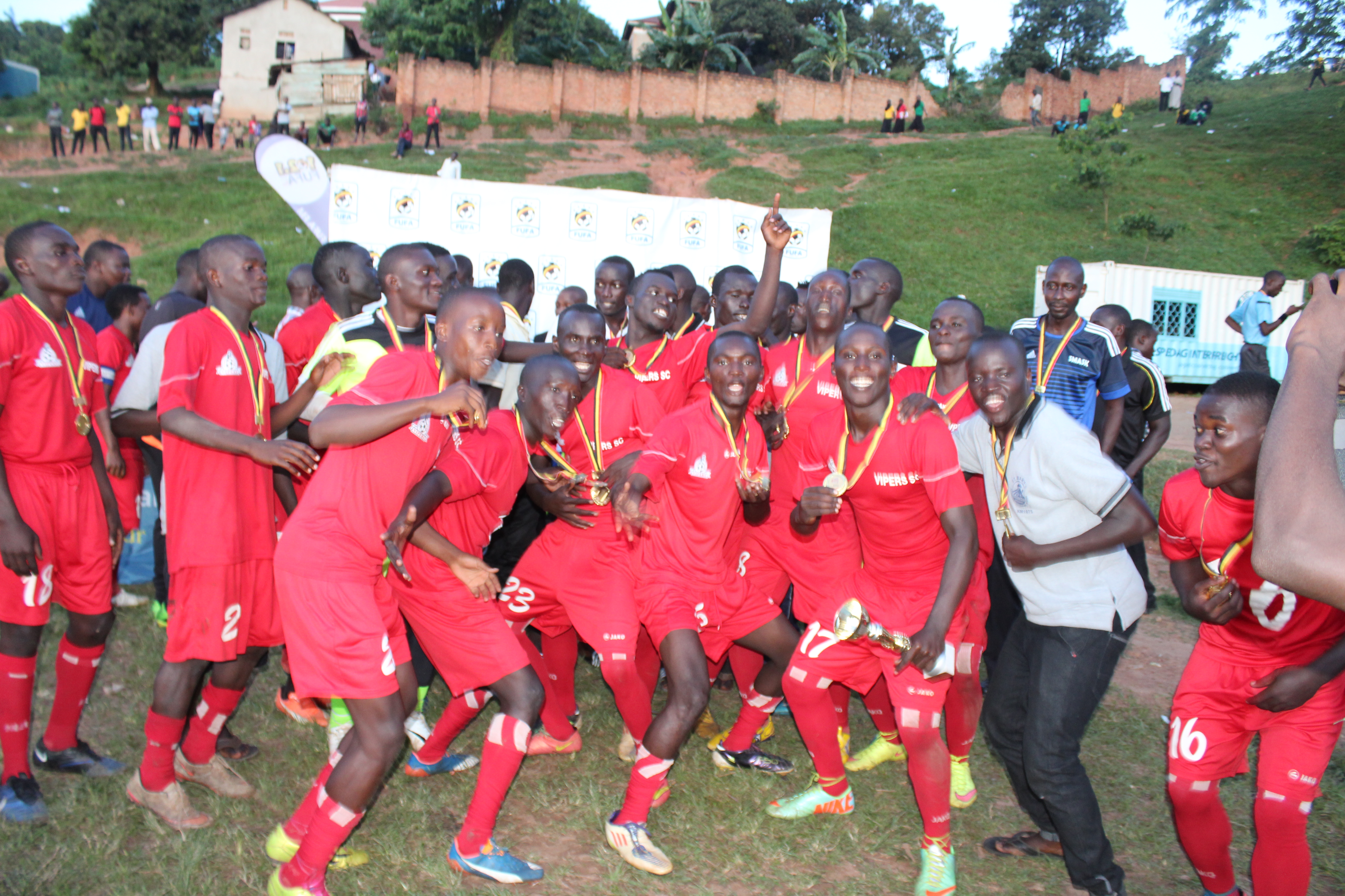 vipers_celebrate